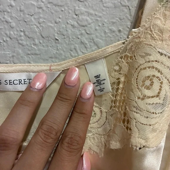 Vintage Victoria’s Secret 90s Floral Lace Slip Pink Yellow Dress RARE - Picture 4 of 4